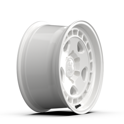 fifteen52 Turbomac HD Classic 16x8 / 6x139.7 BP / 0 ET / 106.2 CB / 4.5 BS / Classic White Wheel