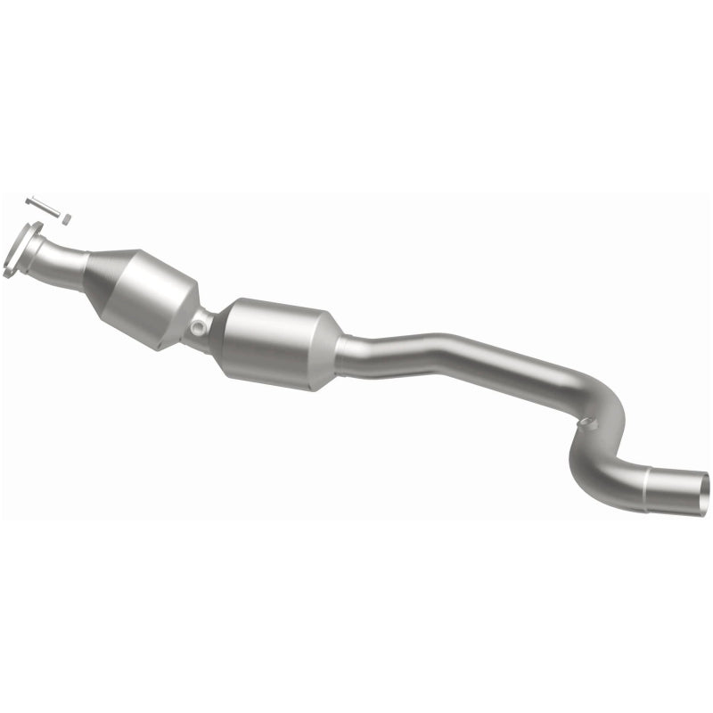 MagnaFlow 13-17 Range Rover V8 5 OEM Underbody Direct Fit EPA Compliant Catalytic Converter