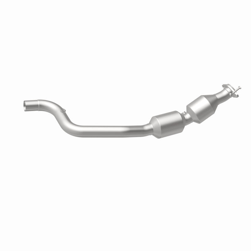 MagnaFlow 13-17 Range Rover V8 5 OEM Underbody Direct Fit EPA Compliant Catalytic Converter