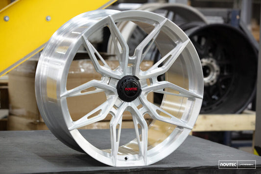 Vossen x Novitec NF11 22x12 ET:52 Brushed - Gloss Clear Ferrari 12Cilindri F167 Rear Wheel