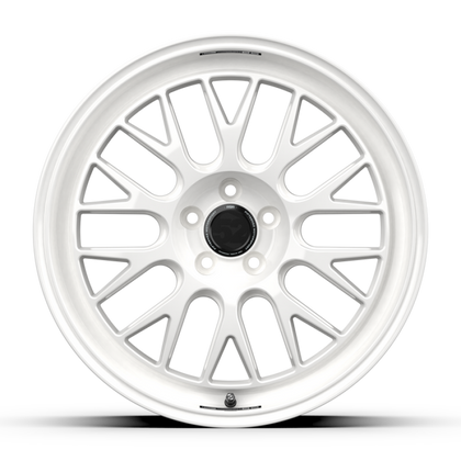 fifteen52 Holeshot RSR 19x9.5 5x114.3 38mm ET 73.1mm Center Bore Rally White