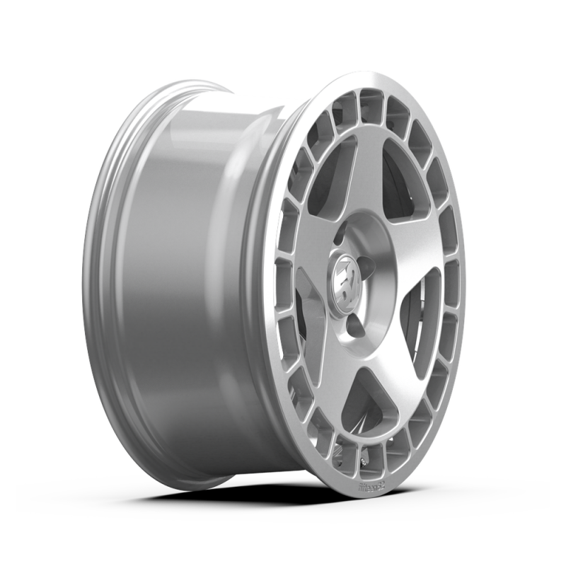 fifteen52 Turbomac 17x7.5 / 5x112 BP / 40 ET / 66.56 CB / 5.8 BS / Speed Silver Wheel