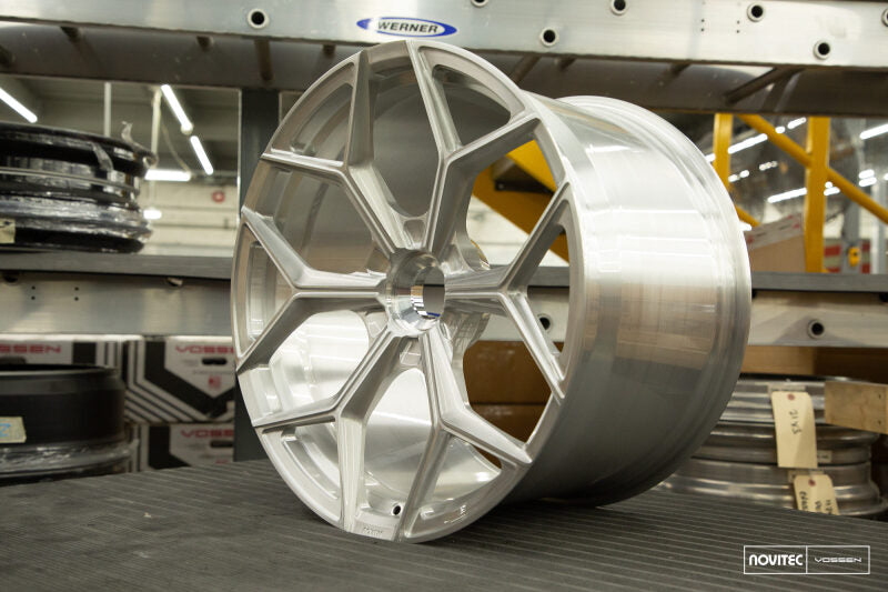 Vossen x Novitec NL4-Cl 20x9 ET:24 Brushed - Gloss Clear Lamborghini Aventador Front Wheel