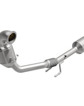 Magnaflow Conv Direct Fit 19-20 Volkswagen Jetta 1.4L Underbody