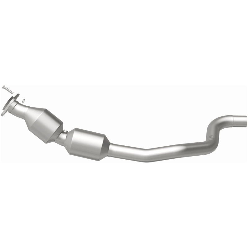 MagnaFlow 13-17 Range Rover V8 5 OEM Underbody Direct Fit EPA Compliant Catalytic Converter