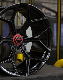 Vossen x Novitec NL4-5L 23x10.5 ET:21 Gloss Black Lamborghini Urus Front Wheel