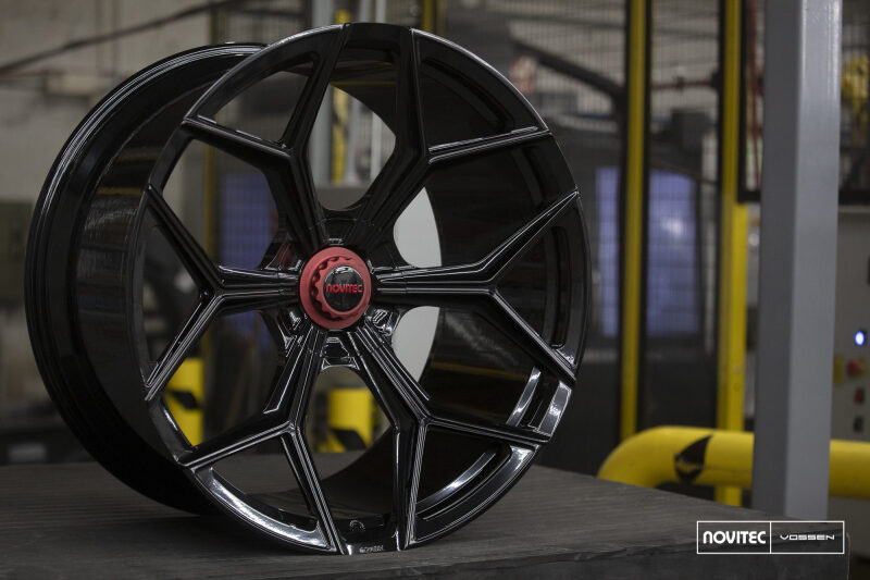 Vossen x Novitec NL4-5L 22x12.5 ET:34 Gloss Black Lamborghini Revuelto Rear Wheel