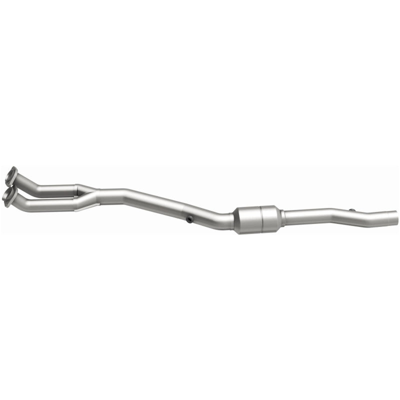 MagnaFlow Conv DF 96-97 BMW 840 4.4L Passenger Side