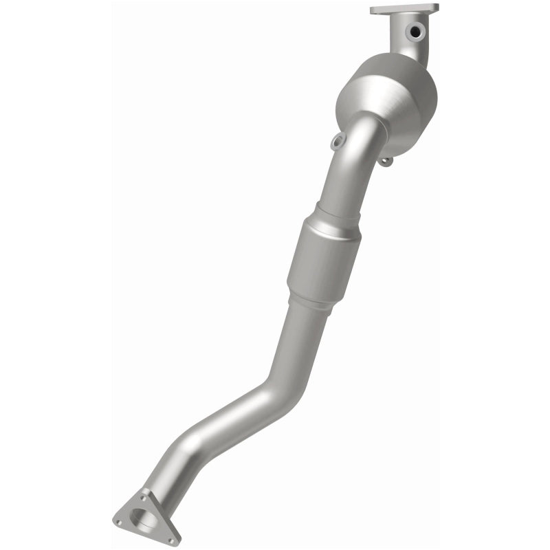 MagnaFlow Conv DF 07 VW Touareg 3.6L Rear close